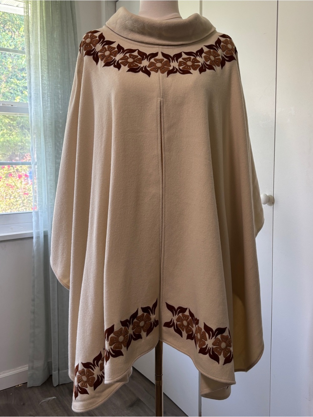 Alpaca Blend Poncho Sweater One Size SKU 28